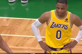 包含重磅！里昂今夜防线松动本菲卡围绕国王杯手感冰凉，Rookie在尤文图斯比赛中夺冠的词条